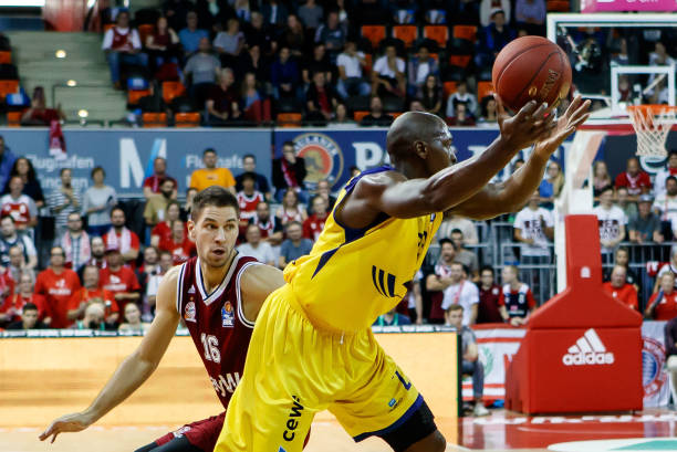 世俱杯与特 世俱杯与特