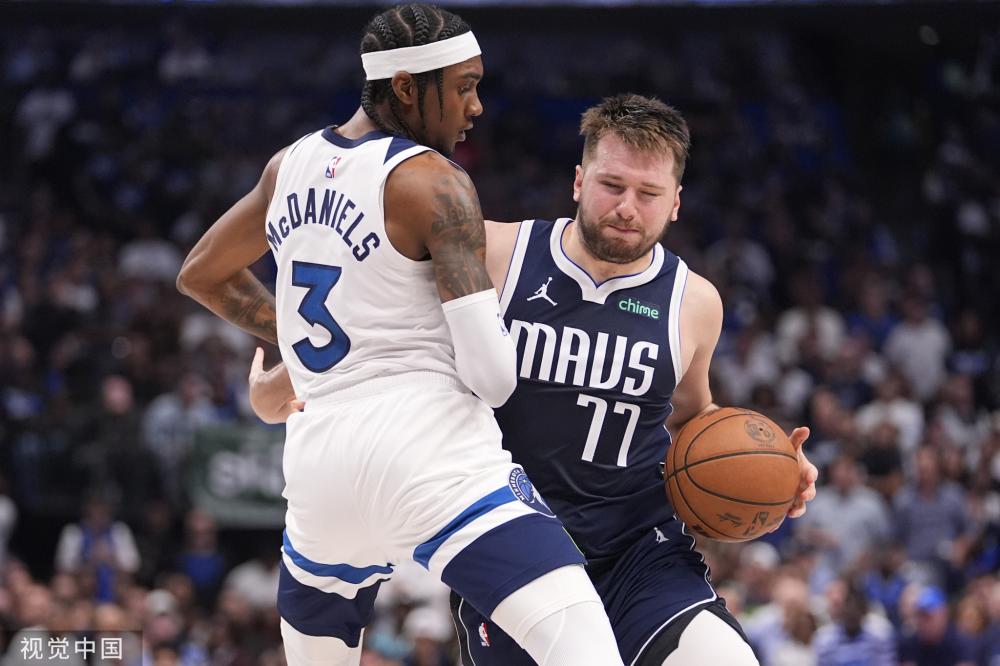 洛文尼亚的 洛文尼亚的