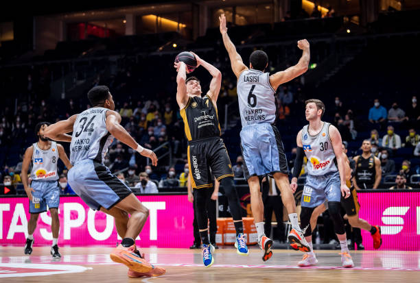 仅在战术层 仅在战术层